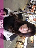[200GANA-2418] マジ軟派、初撮。 1577 健康器具のレビューをYo●Tubeに上げたい！新宿でナンパしたガールズバー店員に電マを当ててみると…？爆乳揺れまくりの中イキしまくりのエロ動画を撮影成功！