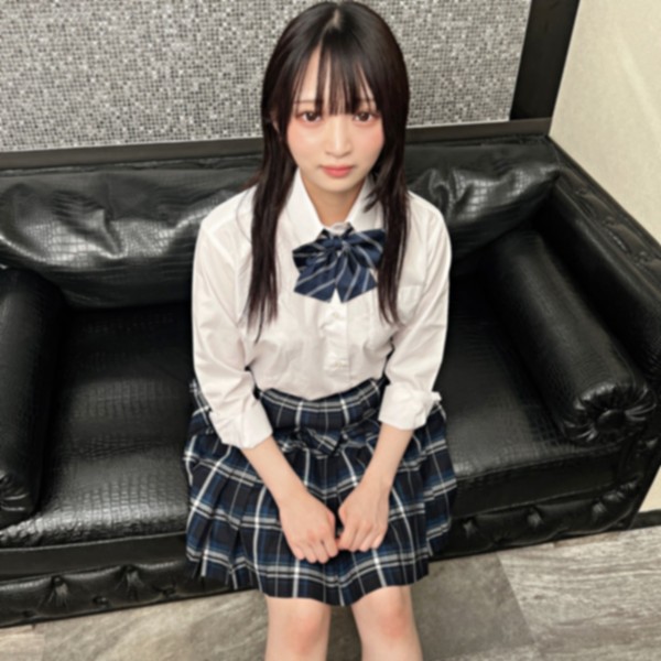 [FC2_PPV-4867757]  【未公開秘蔵記録】清純アイドル志望の美女、制服姿を汚い男のチンポで乱される極秘映像！レッスン終わりの麗しきカラダと膣内に刻まれた大量精液。