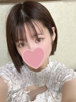 [FC2_PPV-4904990] 【完全素人&初撮り】可愛くて恥ずかしがり屋の初々しい19歳！押しに弱く流れのまま人生初中出しハメ♡特典有り