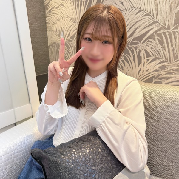 [FC2_PPV-4908267] 【6/17迄1290pt】※顔も仕草も魅力的な医療系新卒ムスメ。カラダの相性が良すぎて膣奥まで突かれ 「なんか変な感じがする…！」とビクビク痙攣。ピンク色の一本筋美マンコにたっぷり中出し。