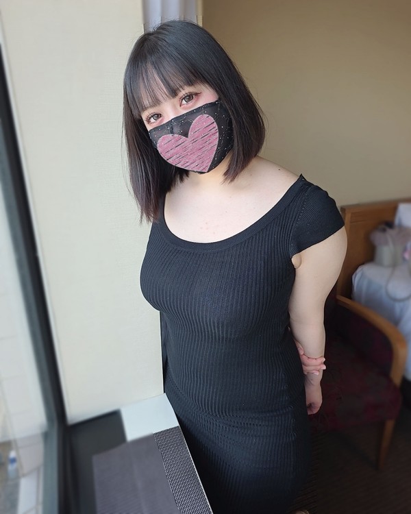 [FC2_PPV-4915084] 【無修正】ロバの恋従乳日記。爆乳セフレを呼び出して大好きな乳遊び三昧～当然、Iカップのパイズリ炸裂！！ちんぽ野郎を呼び出して大量中出し～爆乳〇〇は立ちバックが大好き！！