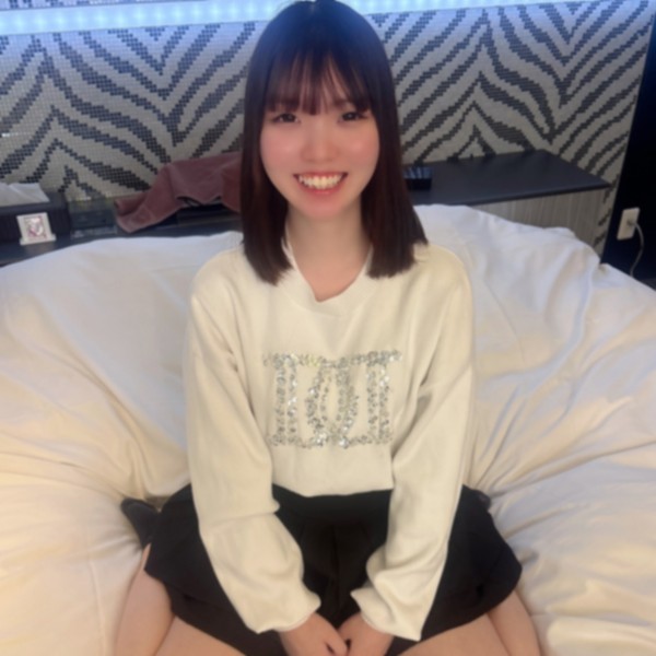 [FC2_PPV-4925840] 【初撮り/２発射】このこヤバイ！めちゃくちゃ可愛いのに性欲モンスター の色白美裸体の美女とのＳＥＸバトルが開幕。カメラマンも我慢できずに即勃起。参戦するも秒速で大量射精させに尽くしてくれる。