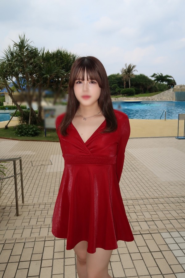 [FC2_PPV-4963332] [可愛いすぎる彼女のハメ撮り］無修正 恥ずかしながら野外おちんぽフェラ～そのまま生挿入立ちバック！囲いもない丸見えの場所で夜といえ大胆露出セックス＆濃厚中出ししちゃいました