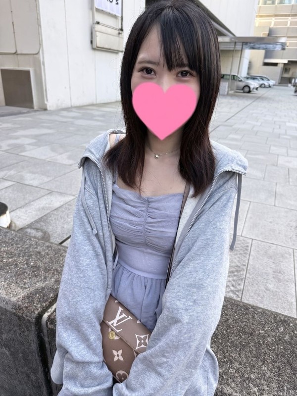 [FC2_PPV-4967907] 【初回限定特別価格！】白肌華奢な理想の彼女守ってあげたいお淑やか美女が部屋に入った瞬間に愛欲全開！自ら腰を振り乱してイキ狂う濃厚種付けハメ撮り