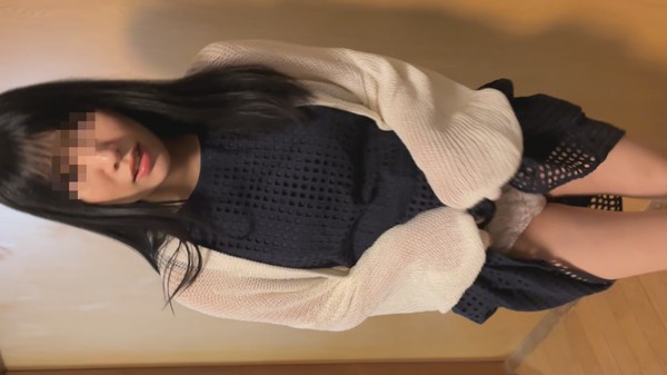 [FC2_PPV-4989978] 【個撮】白昼おKOさんの遊ぶ部屋で。焦る奥さんと業務優先の私。見つかってないと思います。