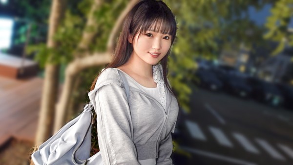 [SIRO-5719] 年上が好きなオマセな女の子。ポルノ映画館でおじさんに囲まれて興奮してしまう。オマ●コ触ればイクッ、腰を振ればイクッ、もう何をしてもイッてしまう全身性感帯！  【初撮り】ネットでAV応募→AV体験撮影 2629
